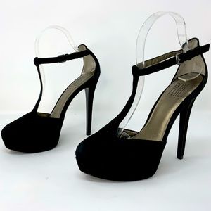 Black suede stiletto